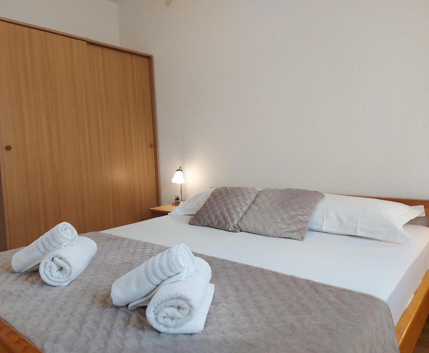 Apartments Gojevic Bol Eksteriør bilde